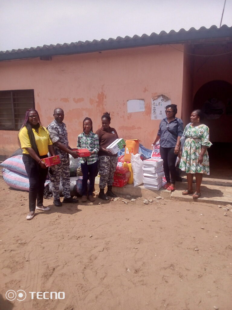 Soutien aux Femmes Détenues: Une Présence de Cœur à la Prison Civile de Lomé